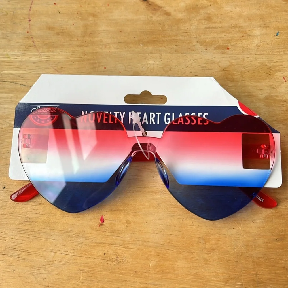 Novelty Heart Glasses - Red and Blue